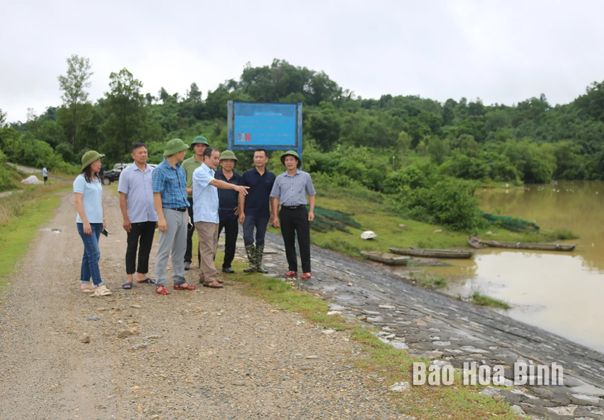 Khảo sát thực trạng hồ đập chứa nước và kiểm tra tình hình thiên tai 