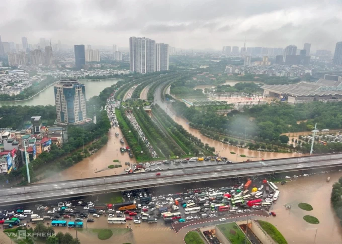 Hà Nội chi gần 5.600 tỷ đồng làm công trình khẩn cấp chống úng ngập